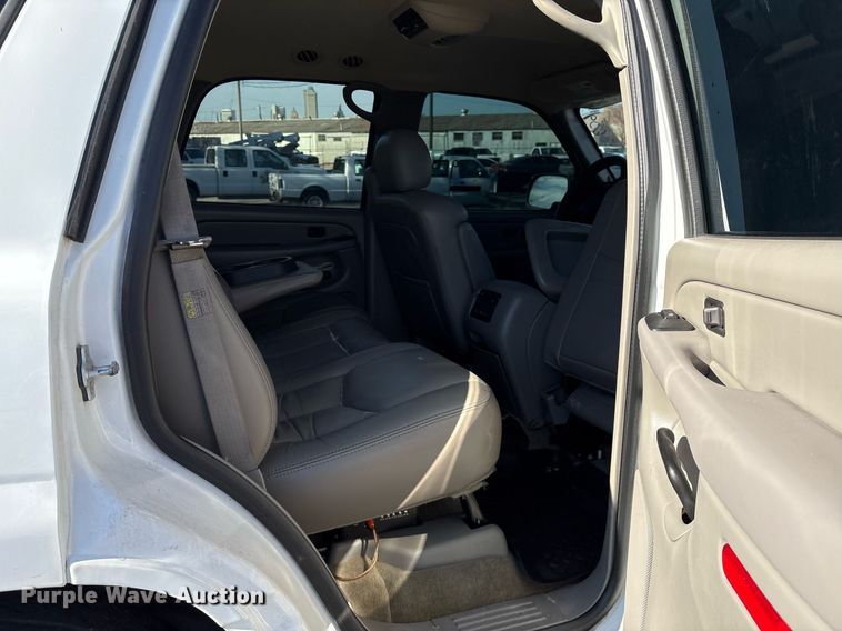 image for item NO9684 2004 Chevrolet Tahoe SUV