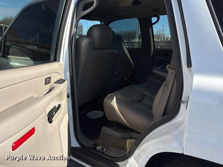 image for item NO9684 2004 Chevrolet Tahoe SUV