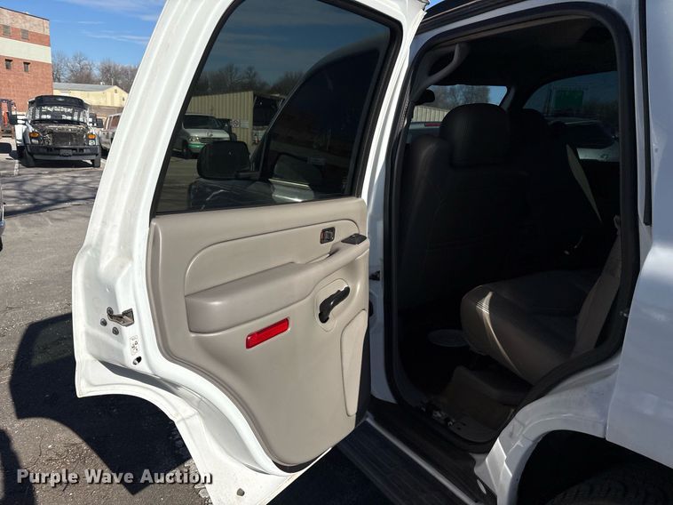 image for item NO9684 2004 Chevrolet Tahoe SUV