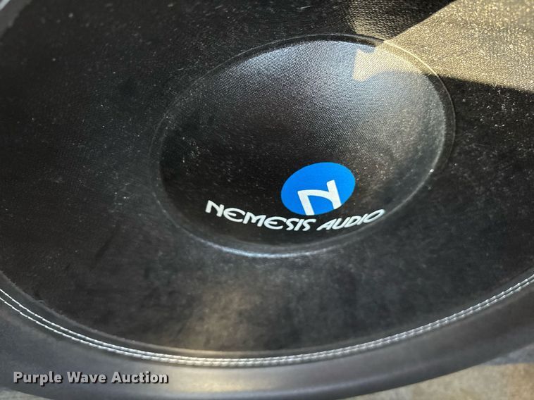 image for item NO9684 2004 Chevrolet Tahoe SUV