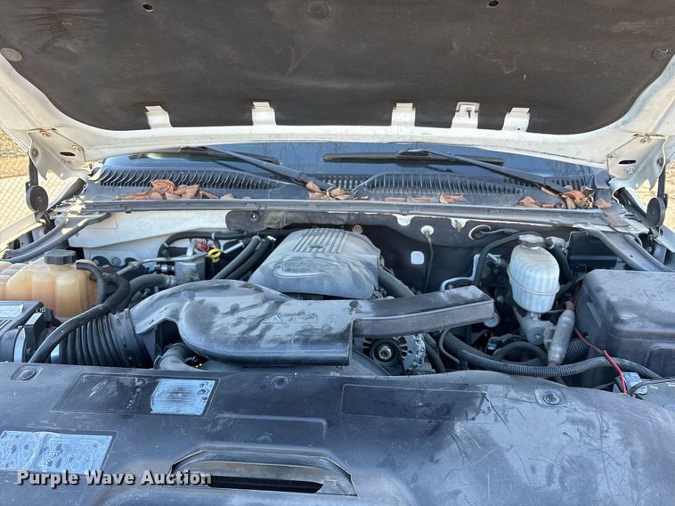 image for item NO9684 2004 Chevrolet Tahoe SUV