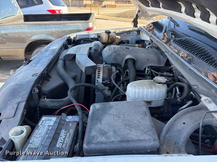 image for item NO9684 2004 Chevrolet Tahoe SUV