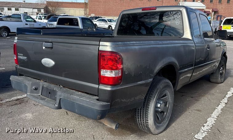 image for item NO9686 2006 Ford Ranger SuperCab pickup truck