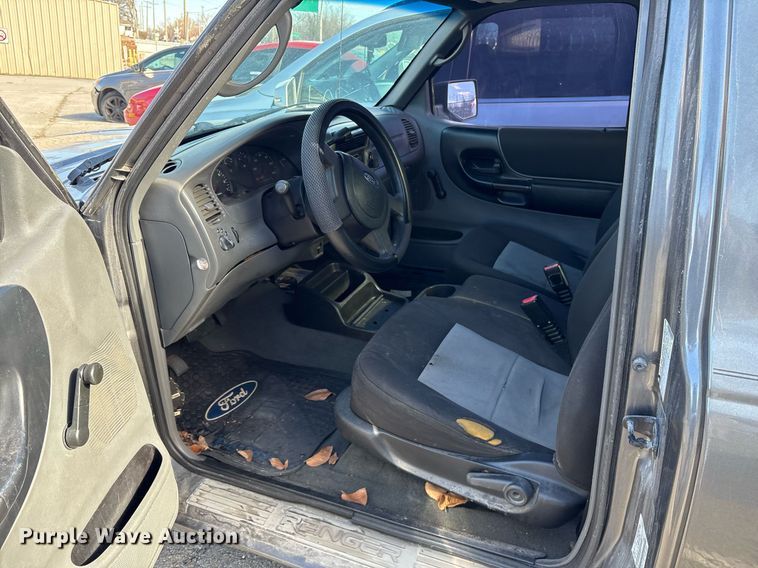 image for item NO9686 2006 Ford Ranger SuperCab pickup truck