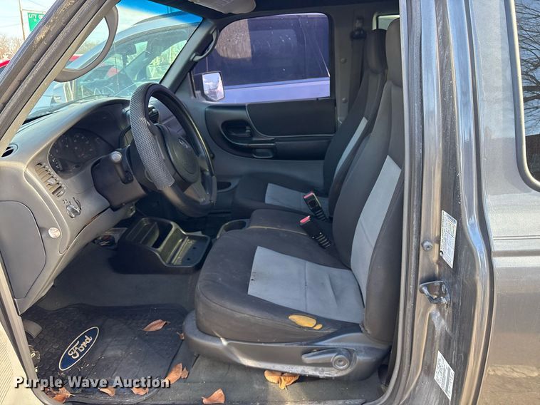 image for item NO9686 2006 Ford Ranger SuperCab pickup truck