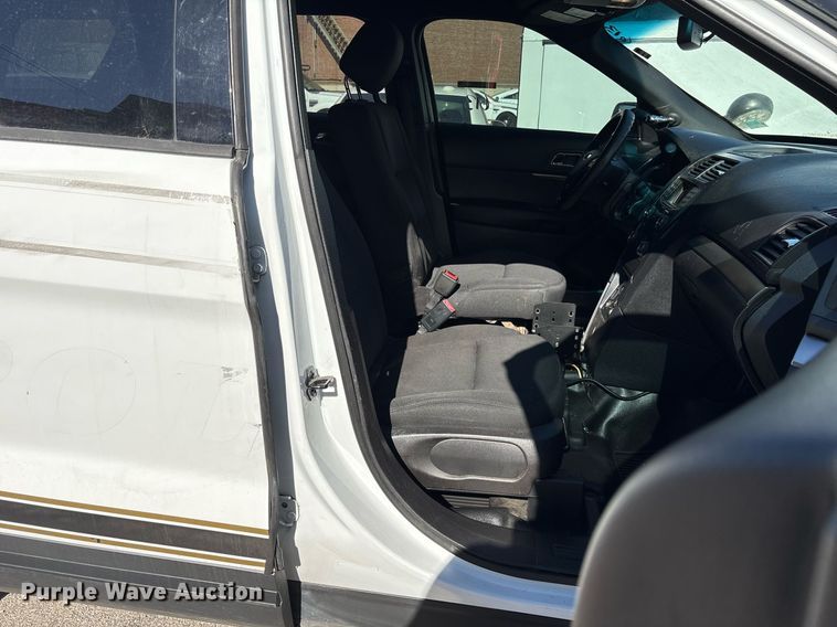 image for item NO9687 2016 Ford Explorer Police Interceptor SUV