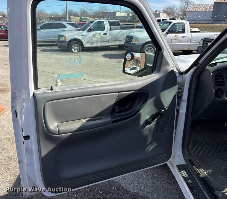 image for item NO9688 2010 Ford Ranger SuperCab pickup truck