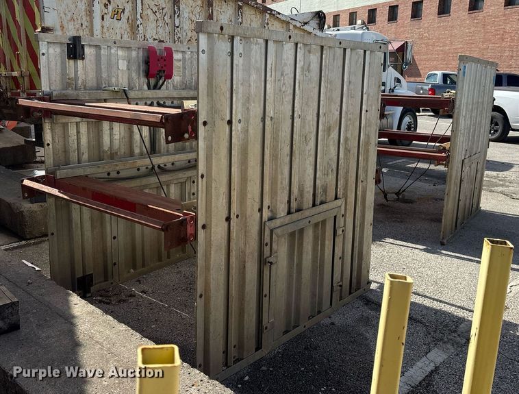 image for item NO9689 (2) Speed Shore SS-0606-H-SPD-C trench boxes