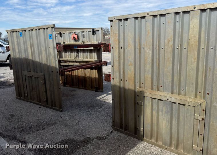 image for item NO9689 (2) Speed Shore SS-0606-H-SPD-C trench boxes