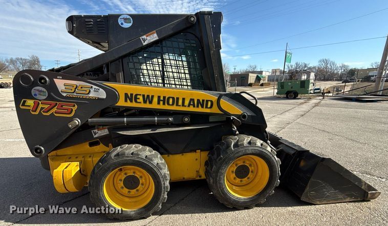 image for item NO9691 New Holland L175 skid steer loader