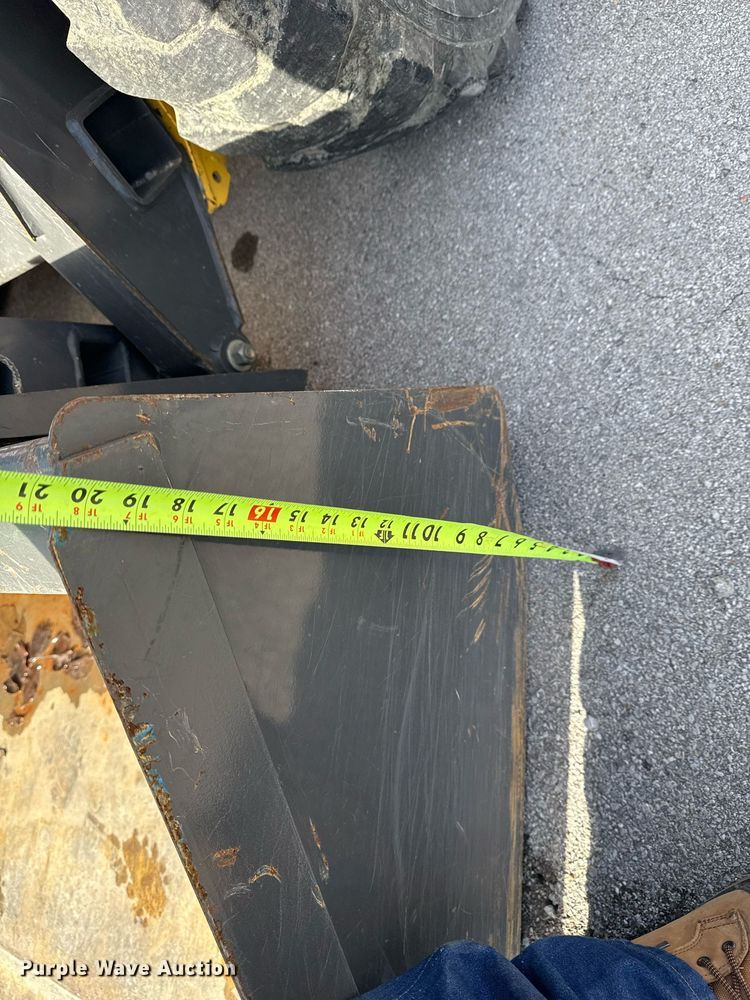 image for item NO9691 New Holland L175 skid steer loader