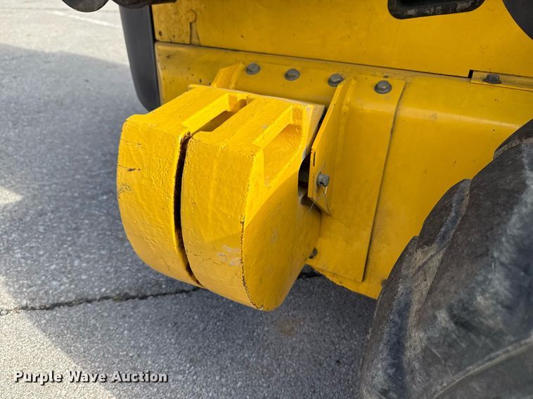 image for item NO9691 New Holland L175 skid steer loader