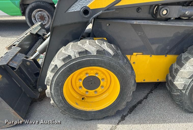 image for item NO9691 New Holland L175 skid steer loader