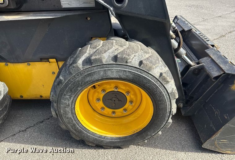 image for item NO9691 New Holland L175 skid steer loader