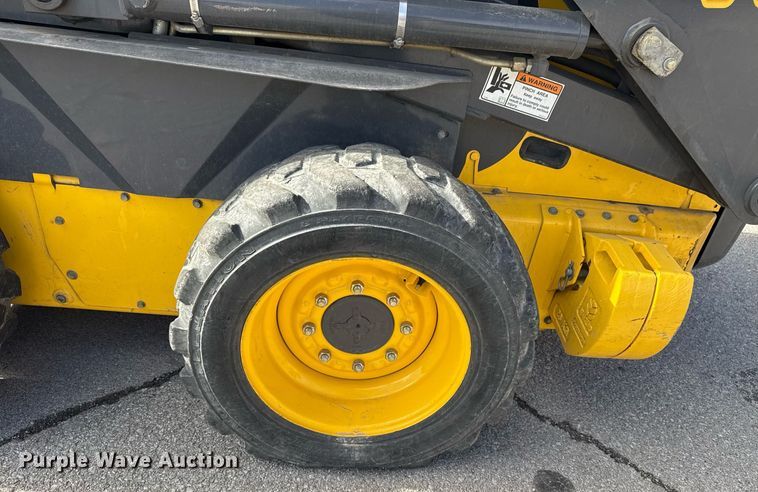 image for item NO9691 New Holland L175 skid steer loader