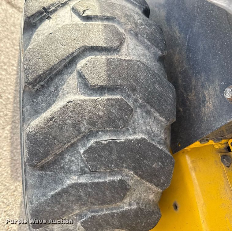 image for item NO9691 New Holland L175 skid steer loader