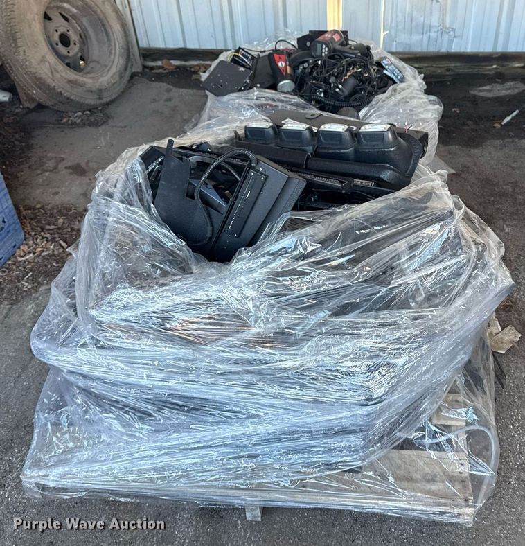 image for item NO9698 Police equipment