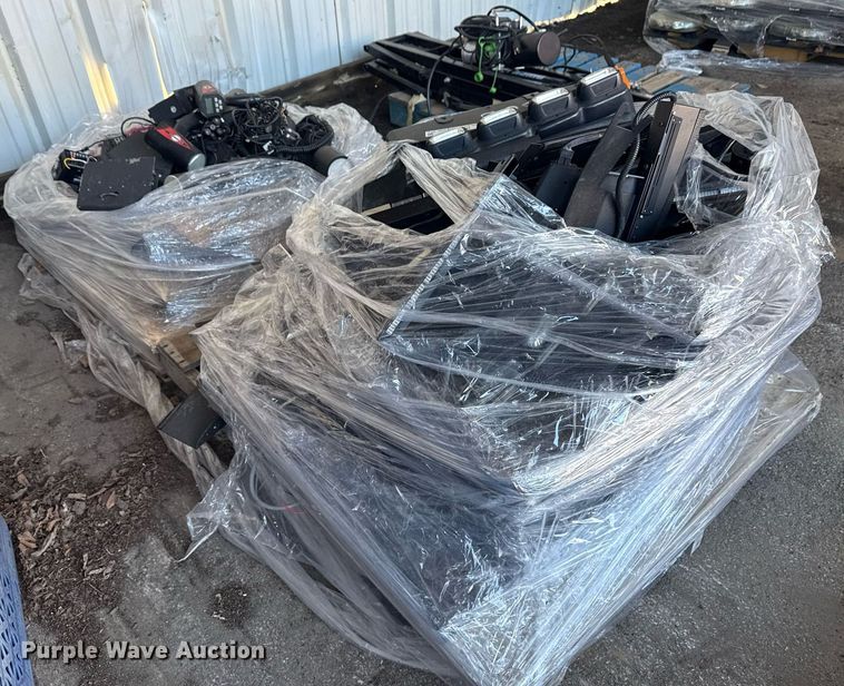 image for item NO9698 Police equipment