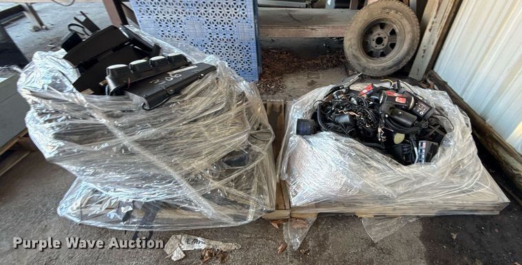 image for item NO9698 Police equipment