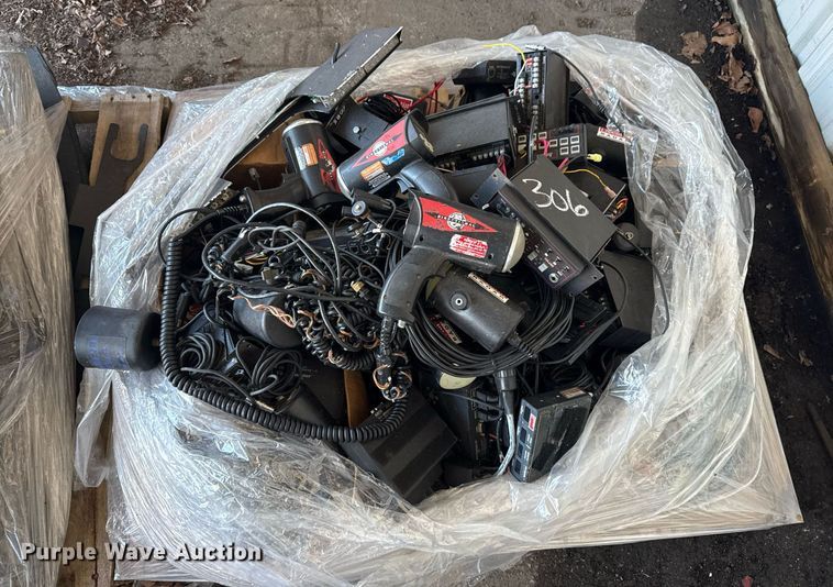 image for item NO9698 Police equipment