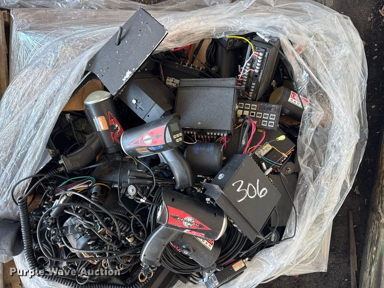 image for item NO9698 Police equipment