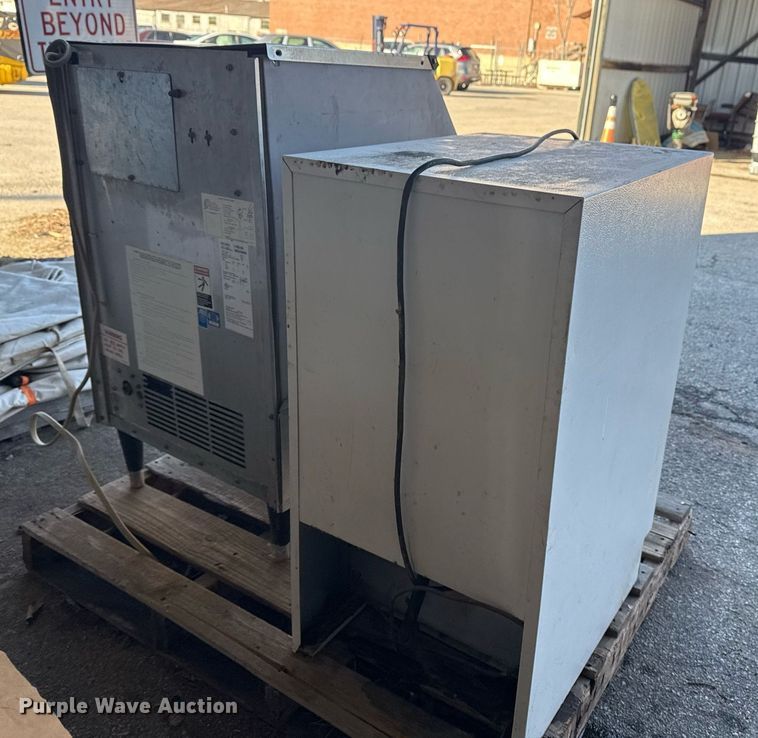 image for item NO9699 (2) ice machines