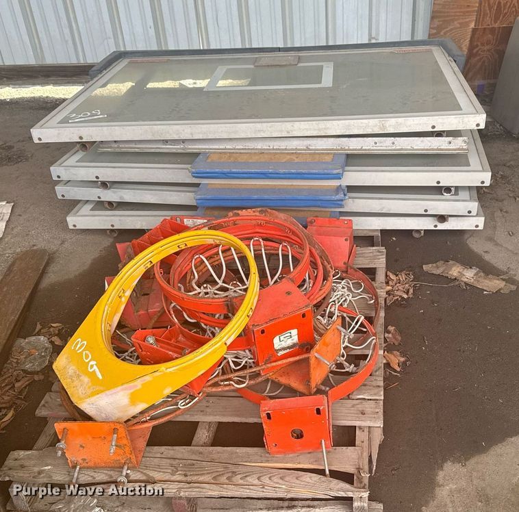 image for item NO9701 Sports equipment