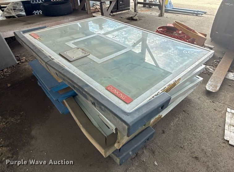 image for item NO9701 Sports equipment