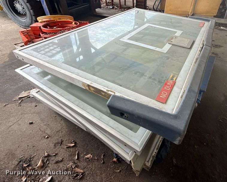 image for item NO9701 Sports equipment