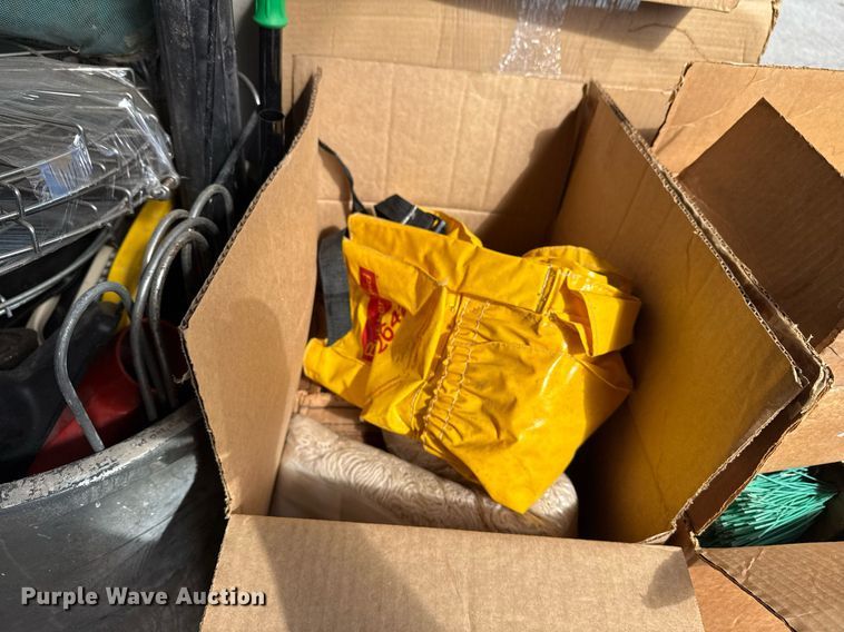 image for item NO9702 Cleaning equipment