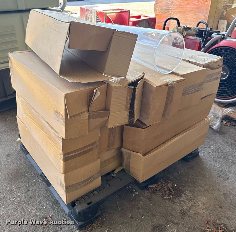 image for item NO9706 Approximately 18 Poland vases