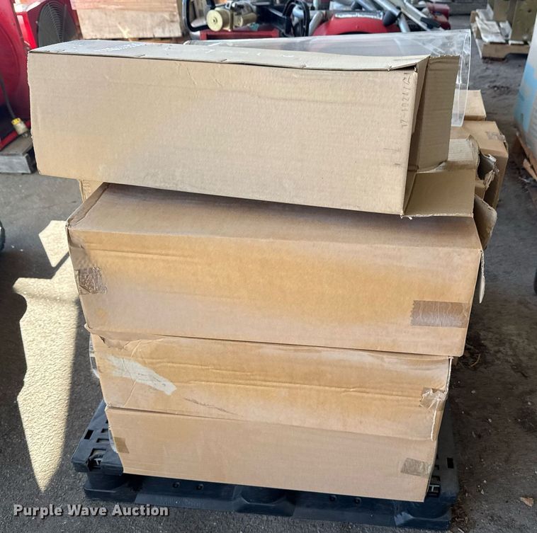 image for item NO9706 Approximately 18 Poland vases