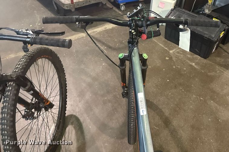 image for item NO9713 (2) Mongoose Durham bicycles