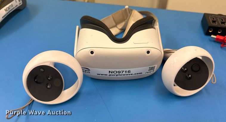 image for item NO9716 Oculus Meta Quest KW49CW VR headset