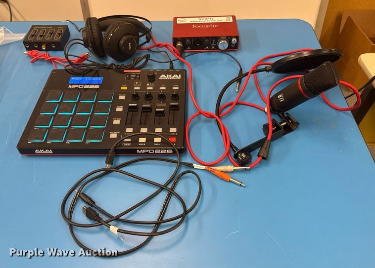 image for item NO9717 Electronics