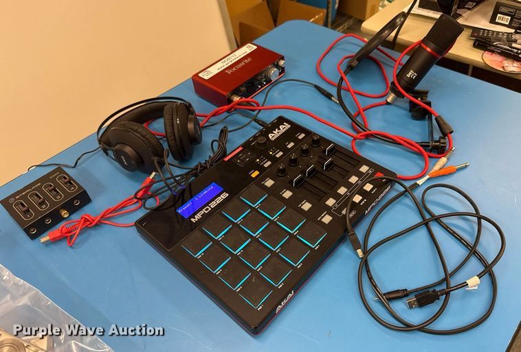 image for item NO9717 Electronics