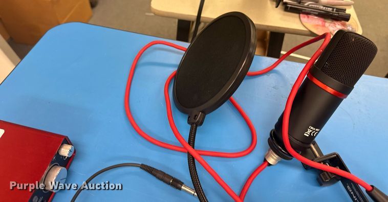 image for item NO9717 Electronics