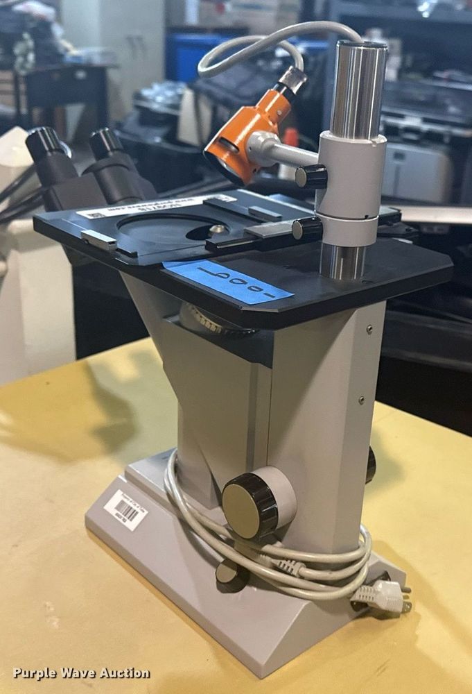image for item NO9718 Zeiss ID02 Invertoscope  inverted microscope