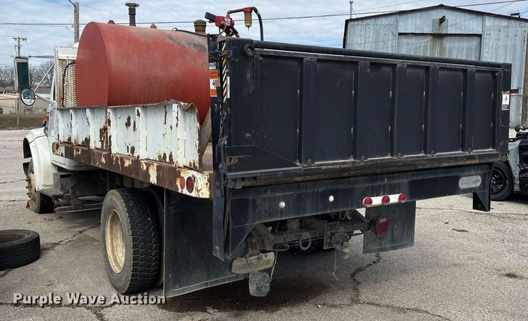 image for item NO9720 1999 International 4700 flatbed truck