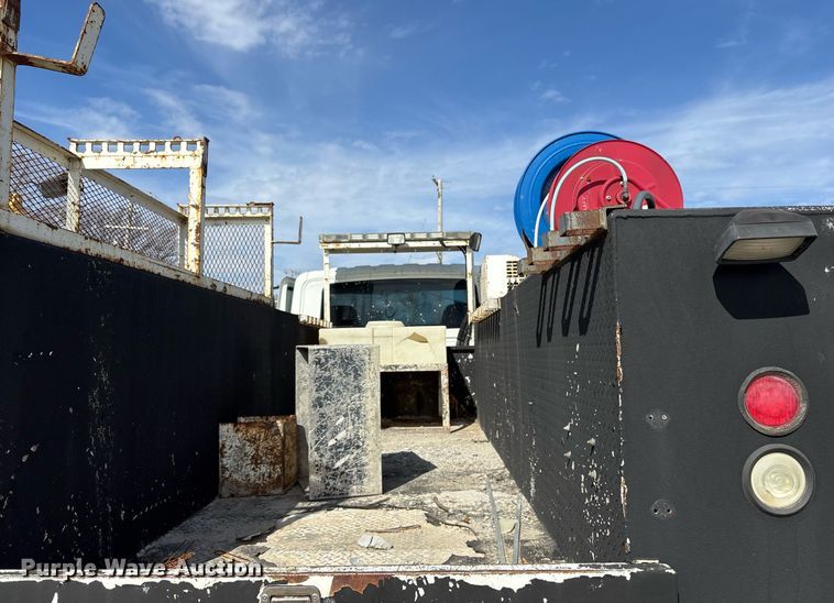 image for item NO9721 2010 International 7400 utility / service truck