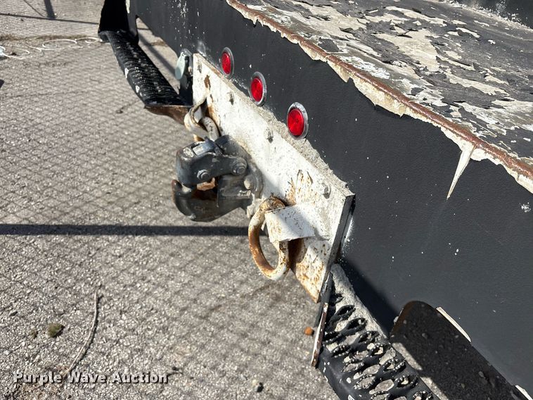 image for item NO9721 2010 International 7400 utility / service truck