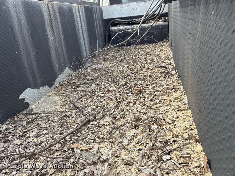 image for item NO9726 2008 International 7400 utility / service truck