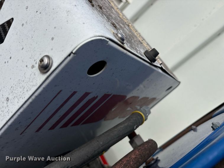 image for item NO9726 2008 International 7400 utility / service truck