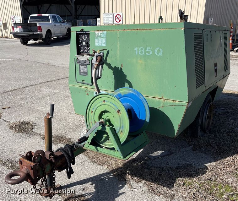 image for item NO9727 Sullair 185DPQ air compressor