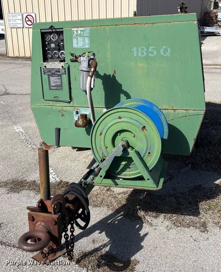 image for item NO9727 Sullair 185DPQ air compressor