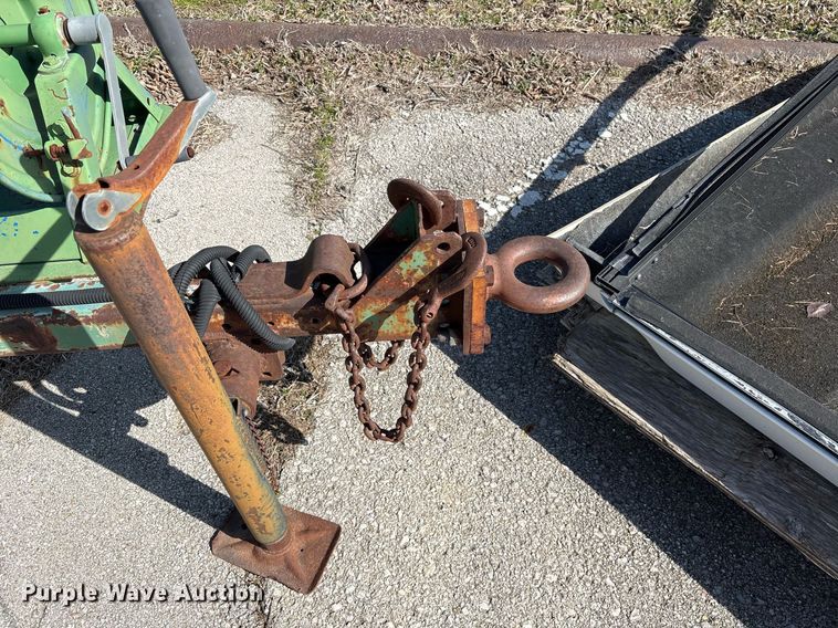 image for item NO9727 Sullair 185DPQ air compressor