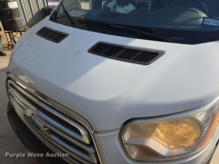 image for item NQ9191 2018 Ford Transit 350 shuttle bus