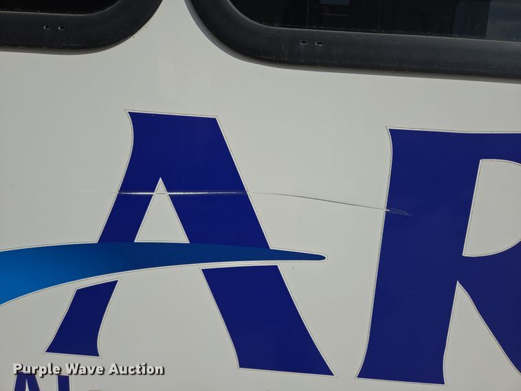 image for item NQ9191 2018 Ford Transit 350 shuttle bus