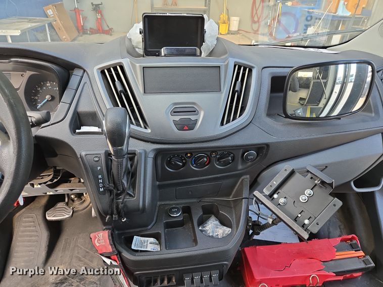 image for item NQ9191 2018 Ford Transit 350 shuttle bus