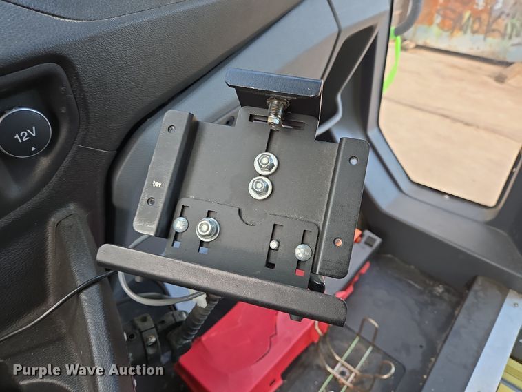 image for item NQ9191 2018 Ford Transit 350 shuttle bus